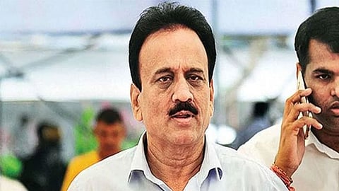 महाजनांचे खडसेंवर पून्हा टिकास्त्र; मी मी पणा करणारे गेल्याने पक्षाला काही फरक पडणार नाही !  