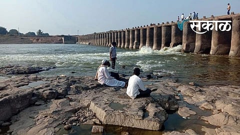 खोरोची बंधारा फुटला अन् शेतकऱ्यांच्या अश्रूंचाही बांध सुटला...
