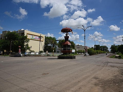 akola corona Today is the last day of strict discipline, roads dew; Avoid shops