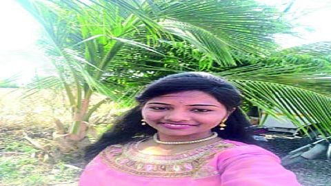 married woman suicide sogras.jpg