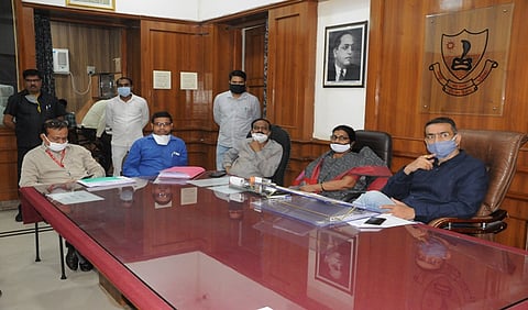 The mayor said, I will also go on strike