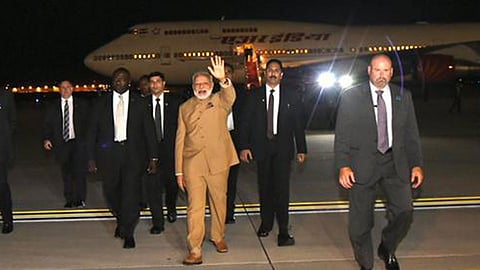 Narendra Modi given warm welcome by Indians in US