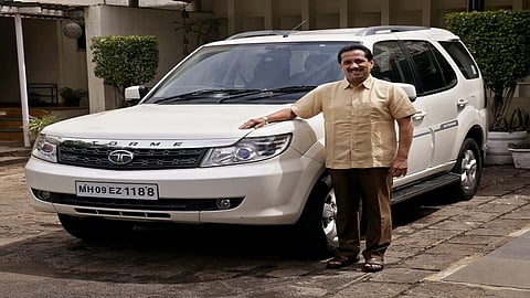 Former MLA Chandradeep Shashikant Narke vehicle story by sandeep khandekar