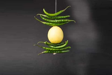 nimbu-mirchi-totka