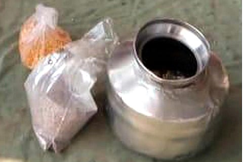Suspension of Anganwadi Servant for stolan the poshan aahar