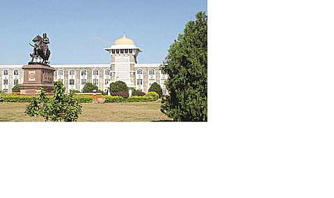  These veterans are aspiring for the post of Vice Chancellor of Shivaji University