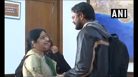 sushma swaraj and hamid ansari