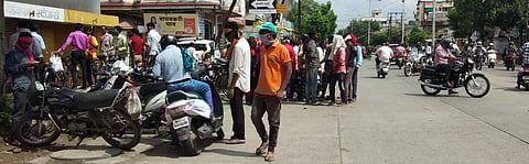 Workers of Nagpur Struggling for Bread and Butter in Corona