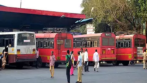 Coronavirus:  कामगार गावाकडे परतू लागल्याने वीस टक्के तूट