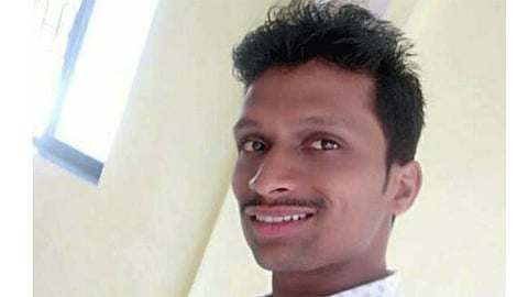 Accident Near Donoli In Shahuwadi Taluka One Dead