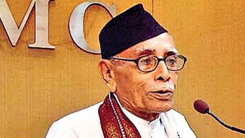 मा. गो. वैद्य यांचे निधन | 'देशकार्यासाठी आयुष्‍य वेचणारा सच्‍चा स्‍वयंसेवक हरपला' - सुधीर मुनगंटीवार