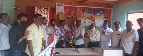 Rane Supporter Sunil Bhogte Enters In NCP Sindhudurg Marathi News 