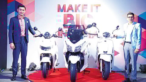 "22 किमको'ची आय फ्लो  इलेक्‍ट्रीक स्कूटर सप्टेंबरमध्ये 