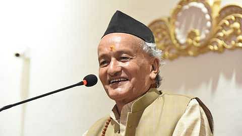 Dont dissension due to ideology focus on discussion says Governor