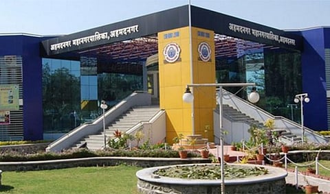अहमदनगरचे धडे