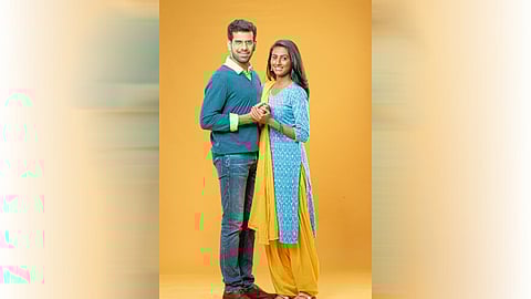 रंग अमुचा वेगळा 