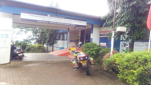 मोखाडा ः बाईक ॲम्ब्युलन्स.