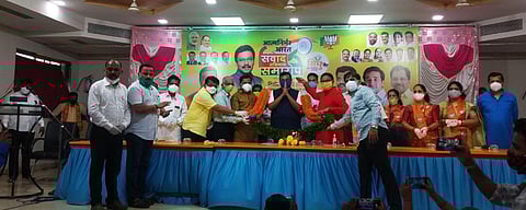 About the self-contained package Tawde's appeal