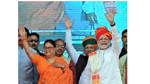 राजकीय संघर्षनाट्यात संघाचे नेपथ्य! 