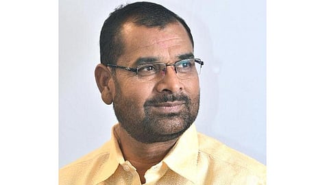मंत्री झालो याची शेट्टींना असुया..! - सदाभाऊ खोत