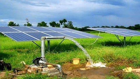 farmers got 1 lac solar pumps per year by state government  