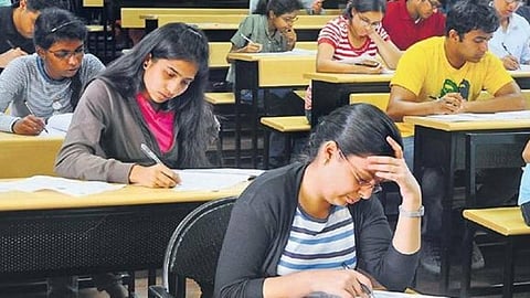 Students were inconvenienced during the final year exams nashik marathi news