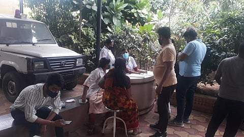 Supply of corona vaccine at East Haveli Primary Health Center after 2 days of waiting