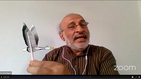 The children experienced a journey into the world of toys created by Toyman Arvind Gupta