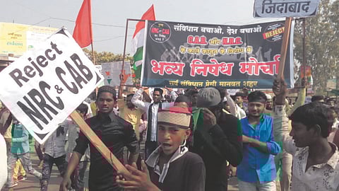  मानवत शहरात मोर्चात सहभागी नागरीक