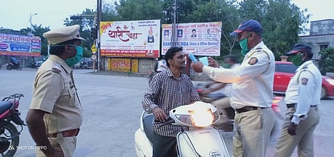  Akola Polices No Mask No Ride campaign now