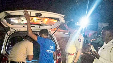  In Sangli district, a fine of Rs 1.5 lakh has been recovered under All Out