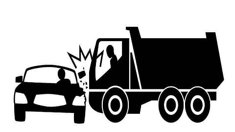 accident in saundatti road seven employee died in this accident in belgaum