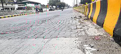Chance of an accident as the ring road penetrates the ground