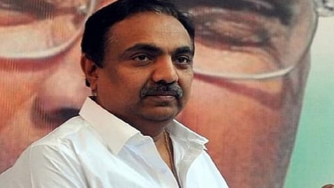 jayant patil criticized on devendra fadnavis in sangli topic of farmer protection in delhi