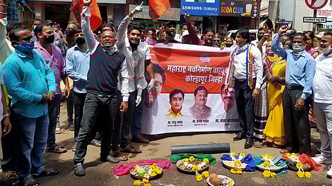 mns protest on kolhapur municipal corporation
