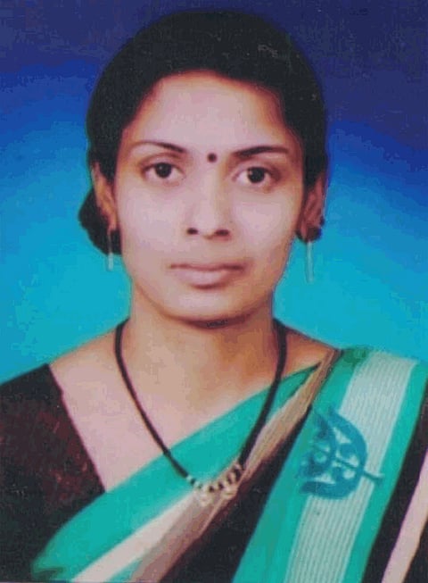 kolhapur girl ashwini retare Number one in state in the NTB category in masc exam