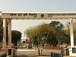Illegal residence of a police inspector at the university