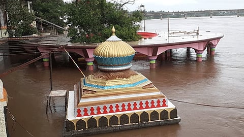 Datta temple of Nrusinhwadi under water