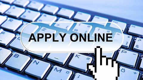 कामगारांसाठी दिलासादायक बातमी; गावी जाणं झालं आता सोप्पं