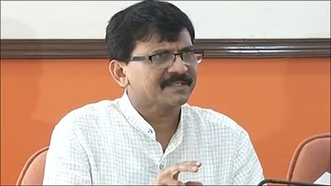 bjp not being serious about coronavirus and lockdown says shiv sena in samana
