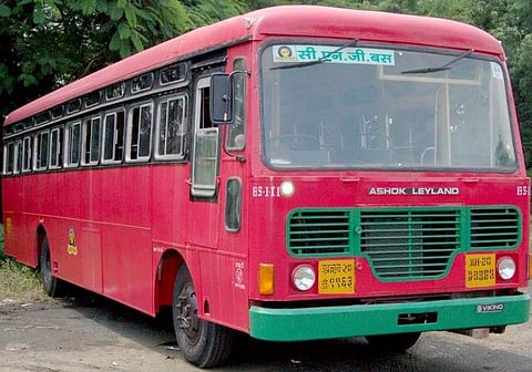 नंदूरबार ग्रामीण भागाची जीवनवाहिनी लालपरी झाली पुर्ववत 