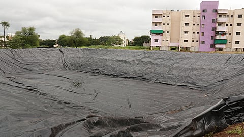 झेडपीच्या इशाऱ्याचेच "विसर्जन ? शेतीशाळेच्या जागेत पून्हा विसर्जन तळे 