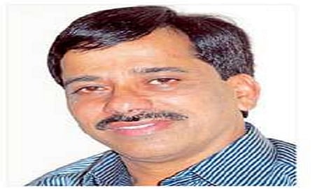 under the political leader pressure notice giver said rajan teli in sindhudurg