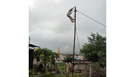 Sakal Impact : मावळातील 'या' गावचा वीजपुरवठा अखेर सुरळीत