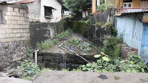 ओढ्यांवरील अतिक्रमणे सातारकरांसाठी बनले धाेकादायक