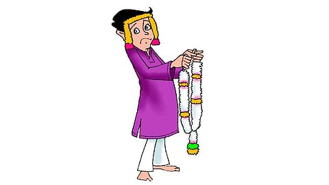 ‘त्या’ भिंतीआड नक्की  चालतंय तरी काय?