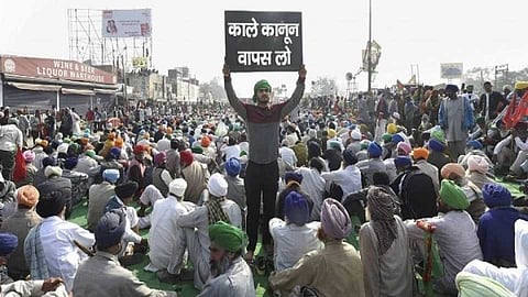 grand vehicle march from Nashik to Mumbai tomorrow in support of the farmers agitation in Delhi nashik marathi news