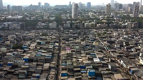 जागतिक पातळीवरील निविदा काढूनही धारावीचा पुनर्विकास रखडला; नागरिकांमध्ये संताप