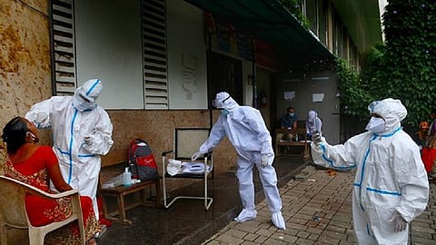 मुंबईतील प्रतिबंधित क्षेत्रातील रुग्णांत घट; दादर, माहीम, धारावी हे हॉटस्पॉट पूर्ण नियंत्रणात
