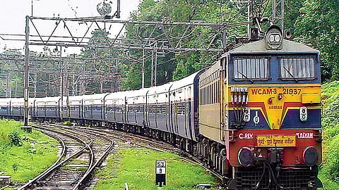 मुंबई - पुणे - मुंबई एक्स्प्रेस कधी सुरू होणार? रेल्वे प्रशासनाकडून मिळतेय ही माहिती